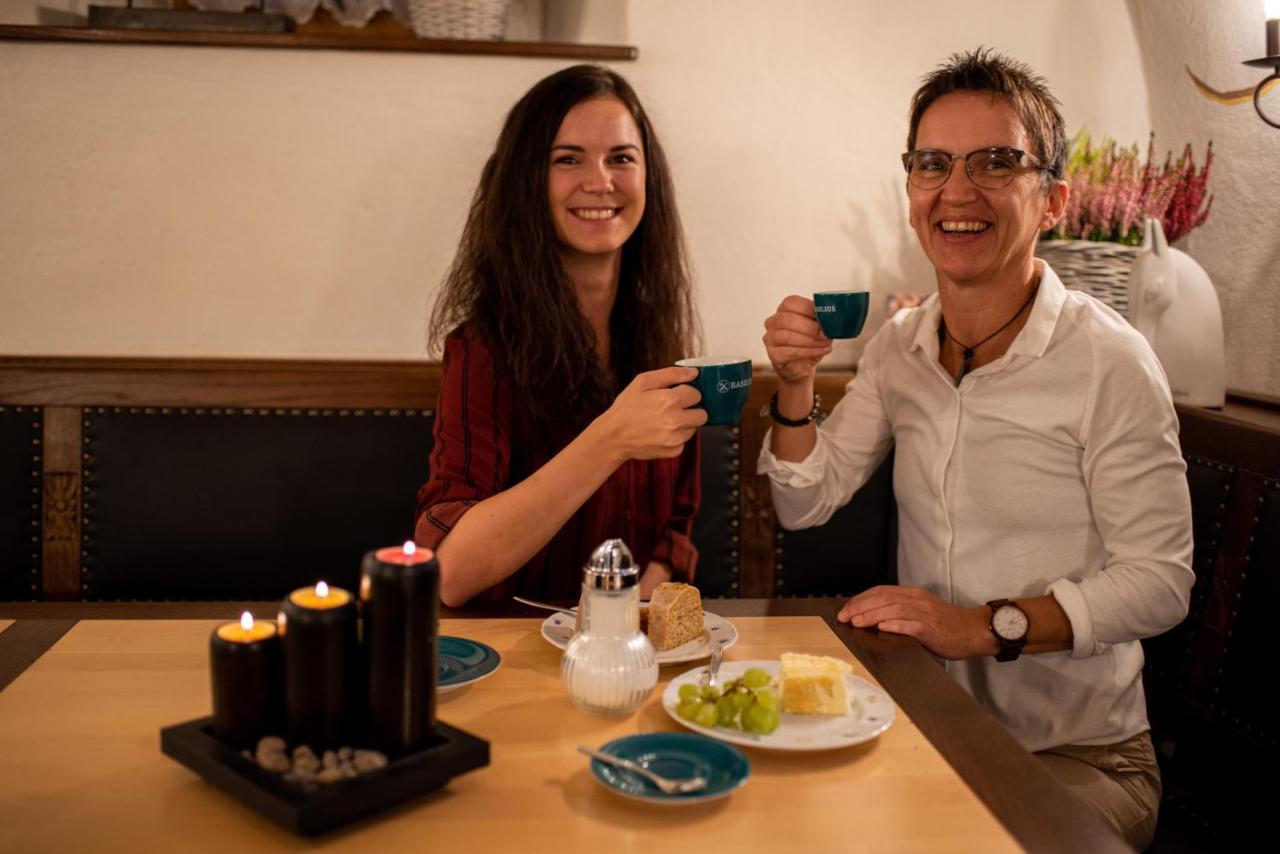 Landgasthof Zum Elsabauern Hotel Königstein in der Oberpfalz Eksteriør billede