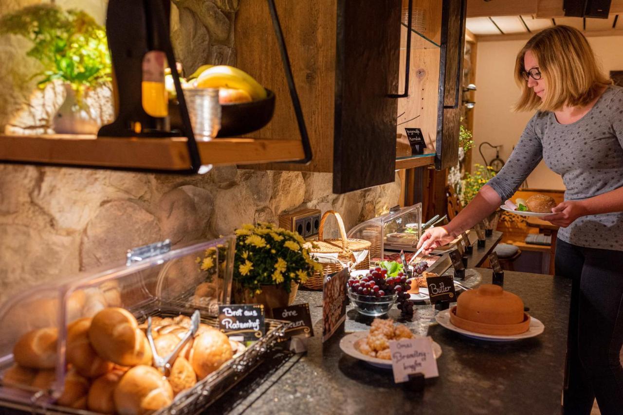 Landgasthof Zum Elsabauern Hotel Königstein in der Oberpfalz Eksteriør billede