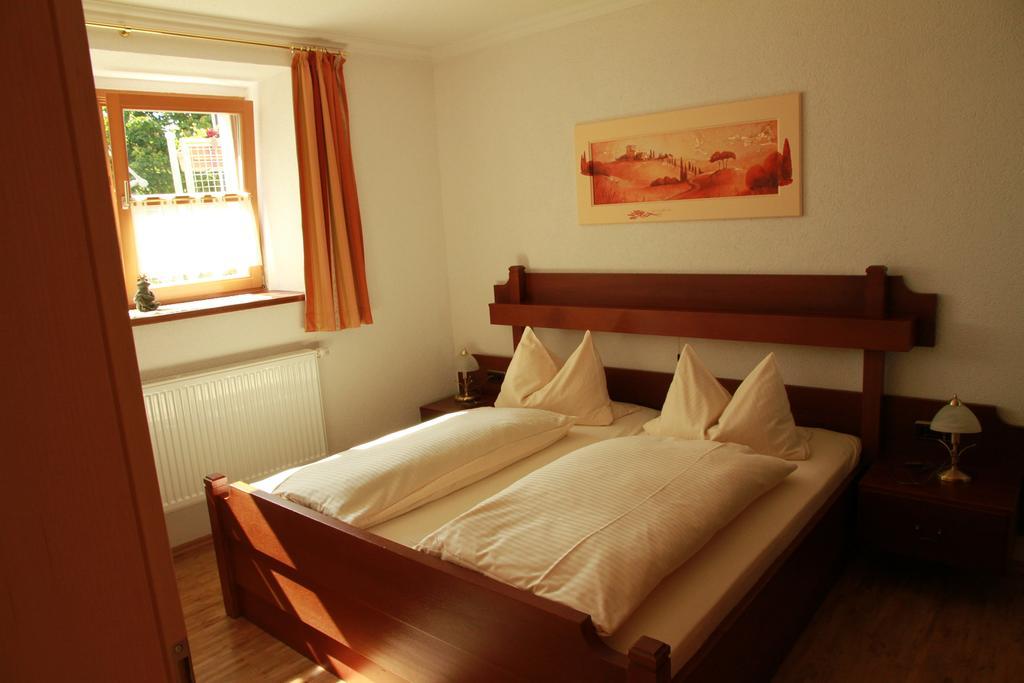 Landgasthof Zum Elsabauern Königstein in der Oberpfalz Eksteriør billede